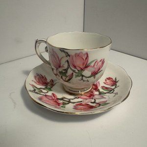 ROSLYN FINE BONE CHINA TEA CUP & SAUCER